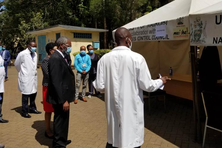 Vice Chancellor is shown around the vaccination centre by the CMO
