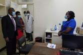 Vice Chancellor visits vaccination room
